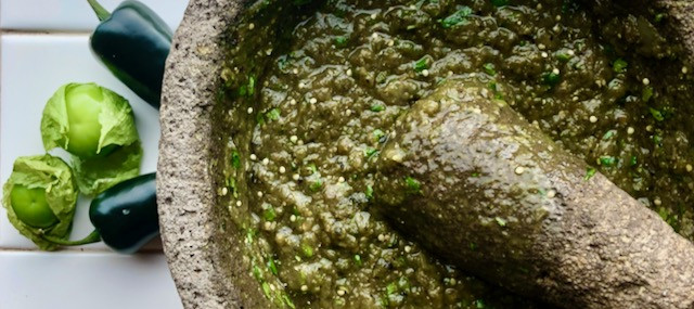 Salsa de Tomatillo Tatemada - charred tomatillo salsa - banner image