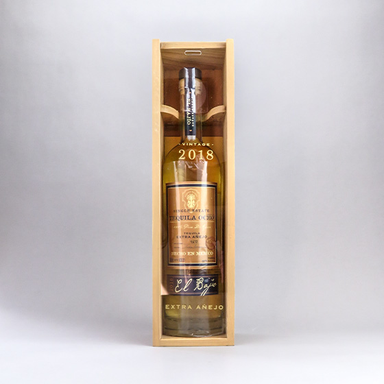 HOLD Ocho Tequila 70cl EXTRA Añejo El Bajío 2018 Cool Chile