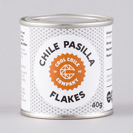 Pasilla flakes tin - product image
